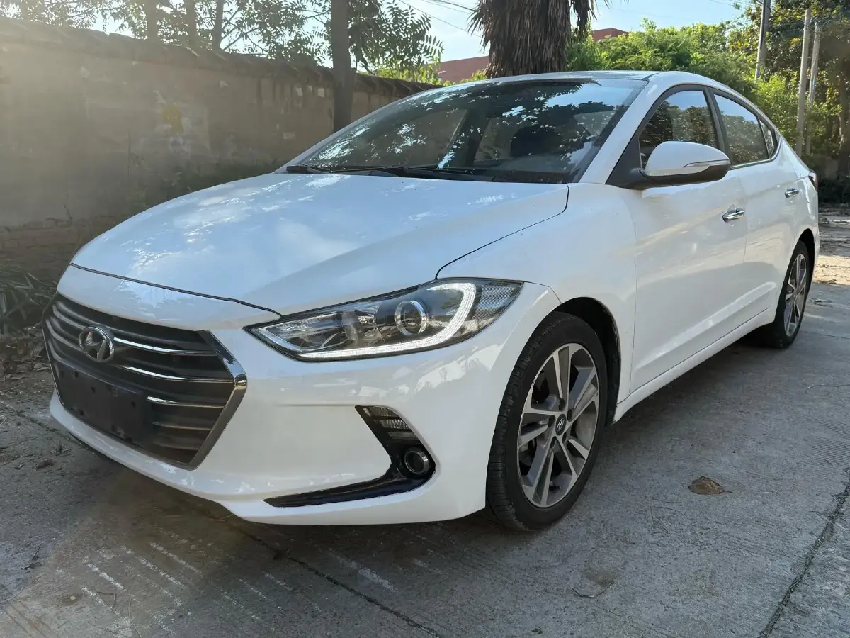 2016 Hyundai Elantra 1.6L 130HP L4 6AT