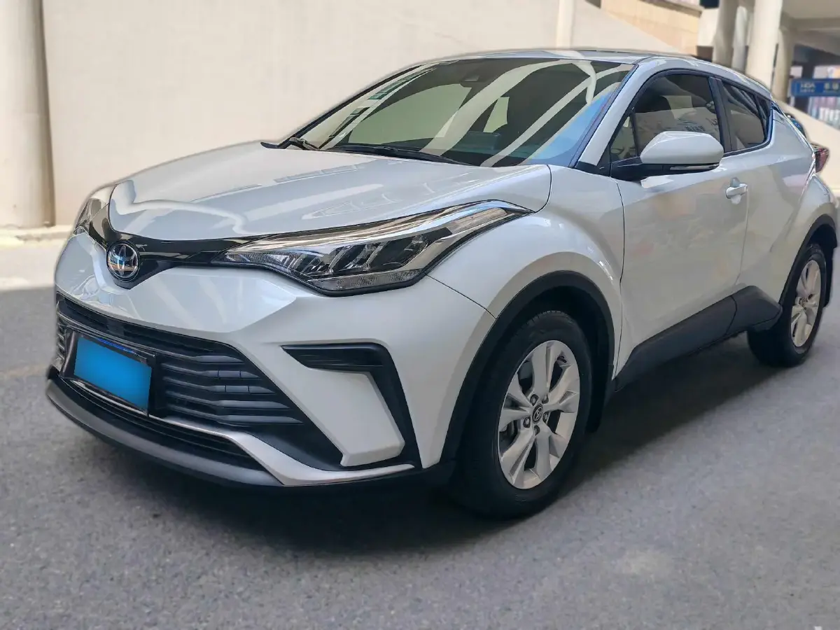 2022 Toyota Izoa 2.0L 171HP L4 CVT