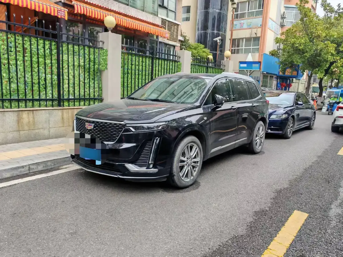 2022 Cadillac XT6 2.0T 237HP L4 9AT