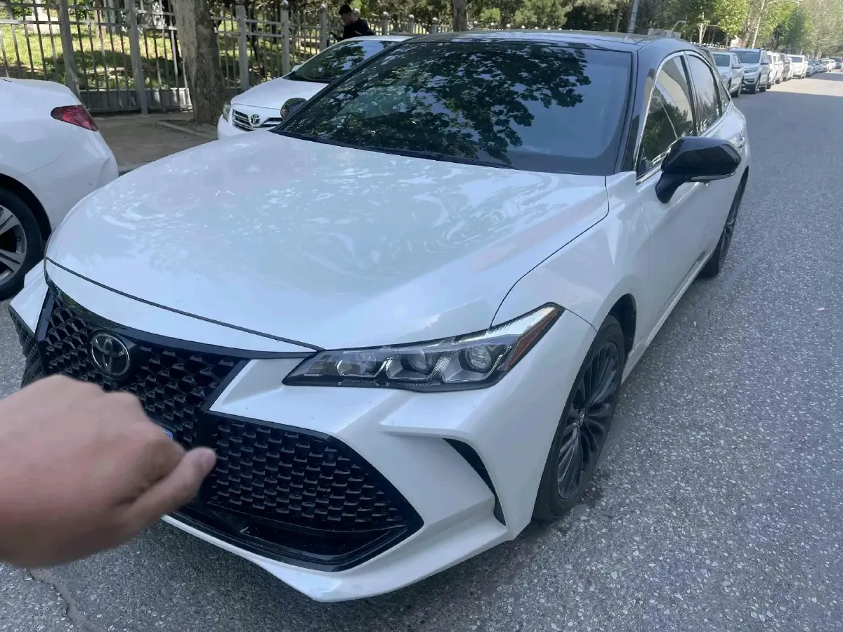 2019 Toyota Avalon 2.0L 178HP L4 CVT