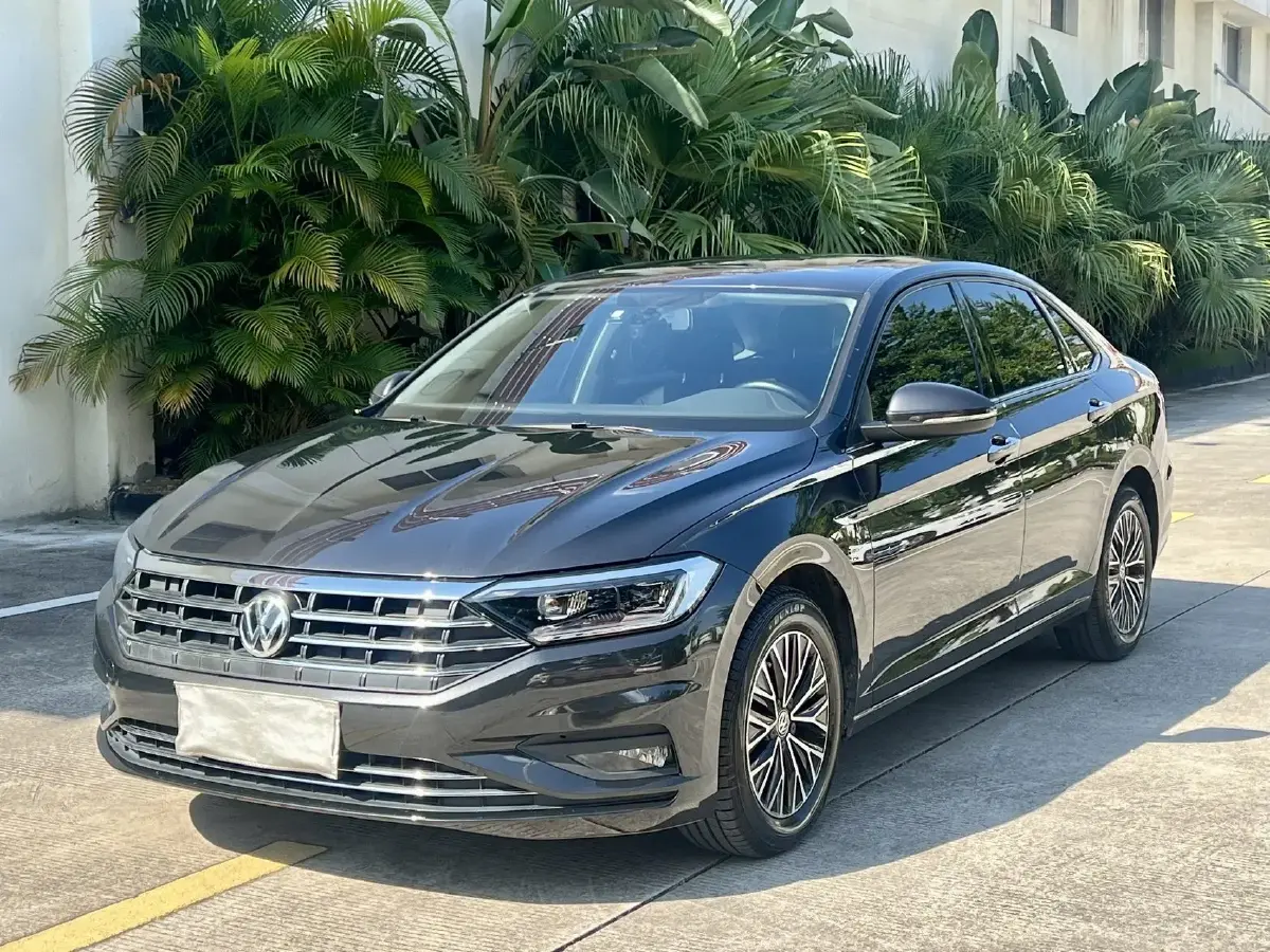 2019 Volkswagen Sagitar 1.4T 150HP L4 7DCT