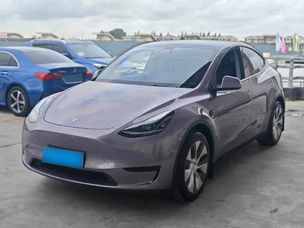 2022 Tesla Model Y BEV 60KWH