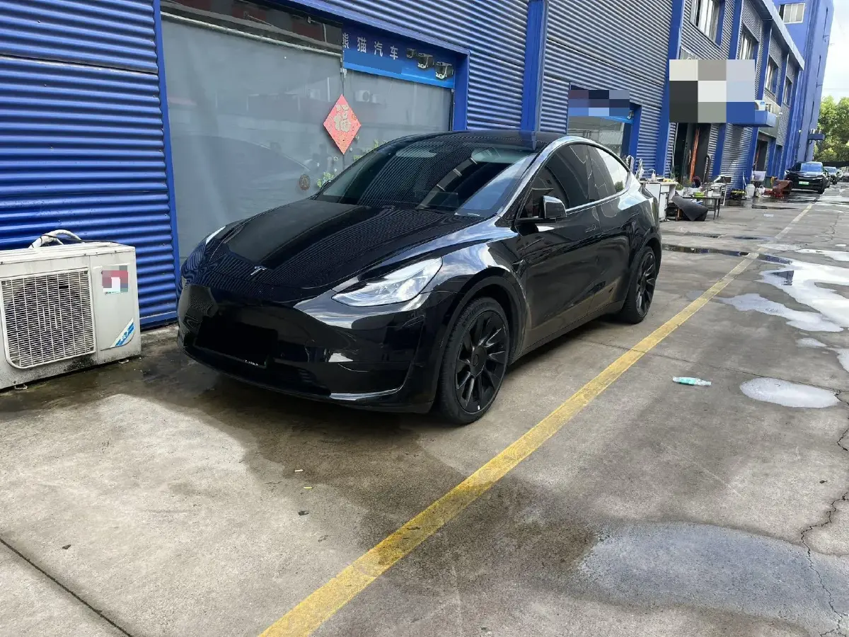 2022 Tesla Model Y BEV 60KWH