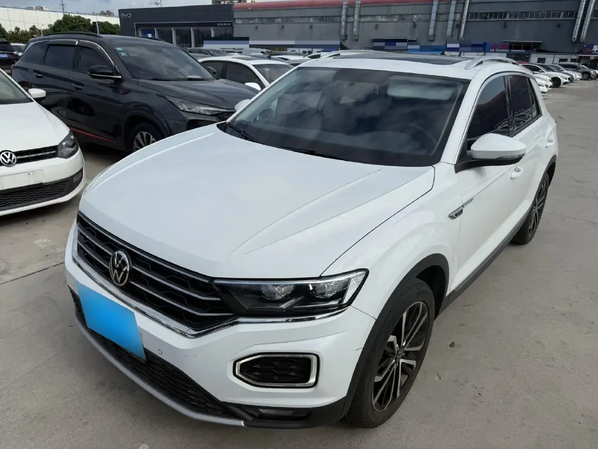 2021 Volkswagen T-Roc 1.4T 150HP L4 7DCT
