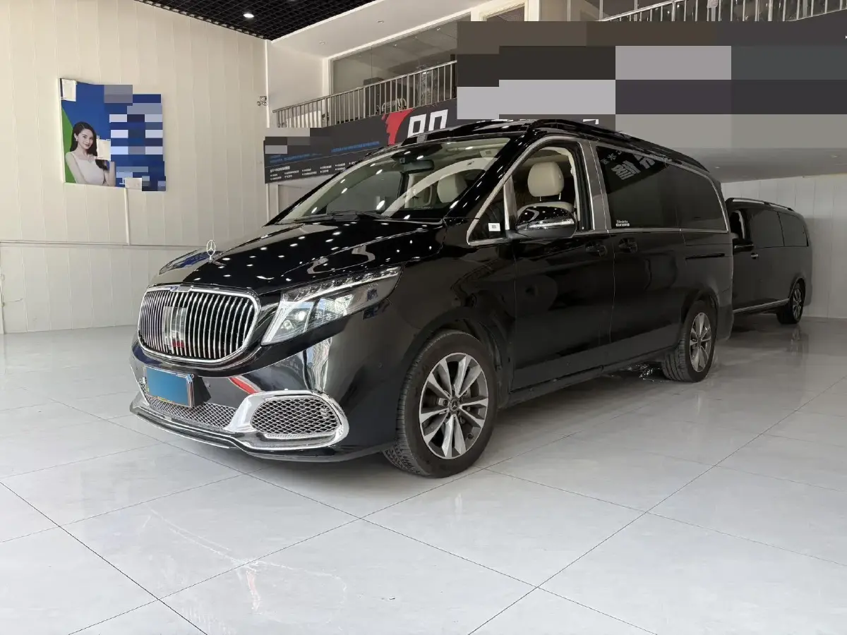 2022 Mercedes-Benz V Class 2.0T 211HP L4 9AT