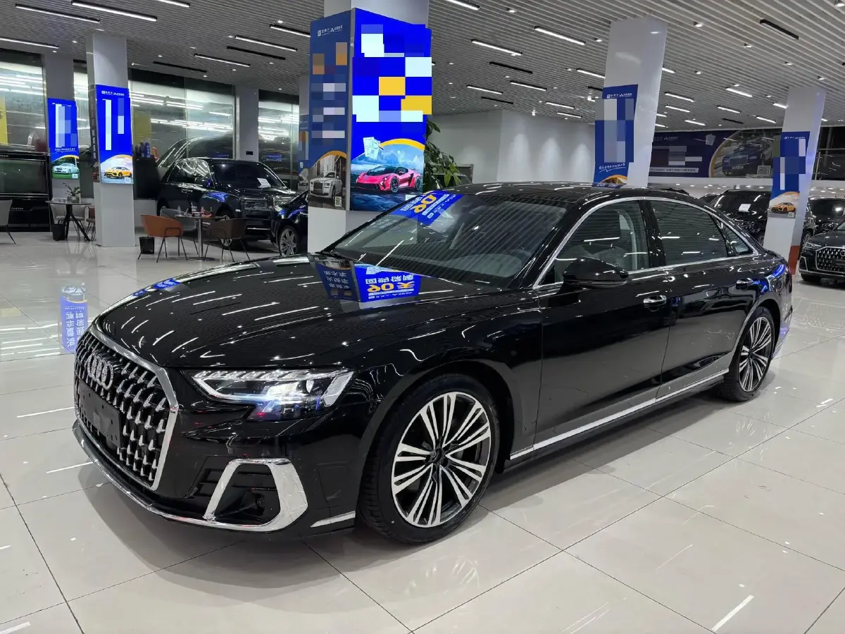 2024 Audi A8 2.0T 265HP L4 8AT