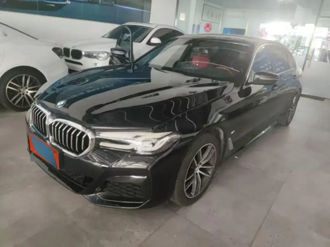 2022 BMW 5 Series 2.0T 184HP L4 8AT