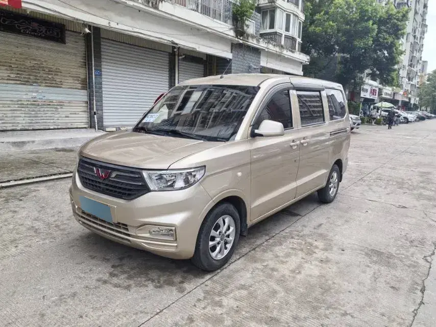 2019 WuLing HongGuang Plus 1.5T 147HP L4 6MT
