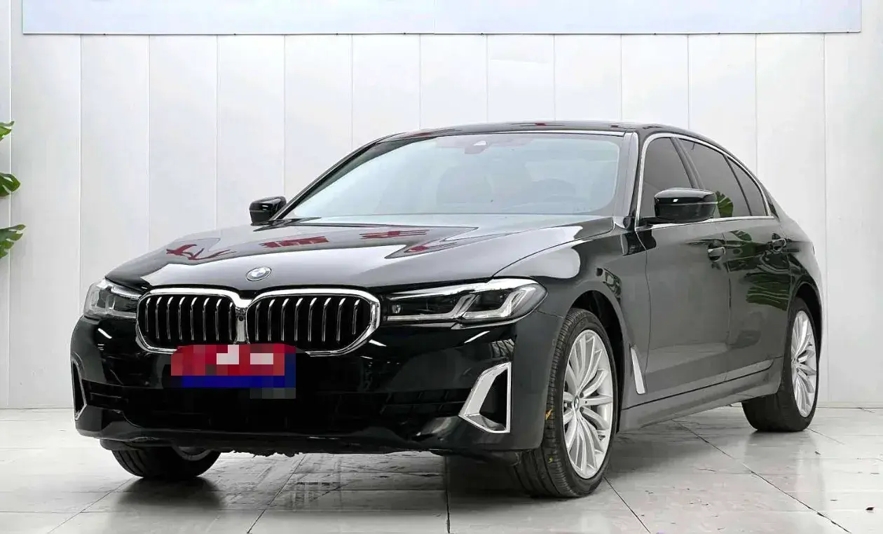 2021 BMW 5 Series 2.0T 252HP L4 8AT