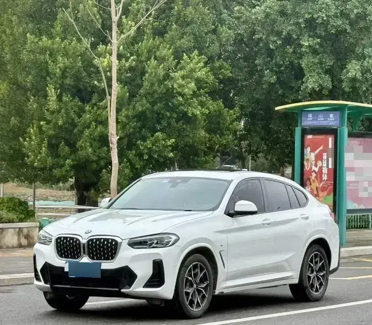 2022 BMW X4 2.0T 245HP L4 8AT