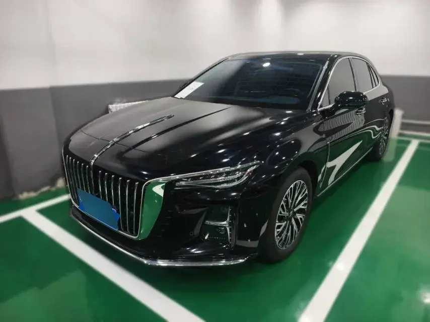 2023 HongQi H5 2.0T 224HP L4 8AT