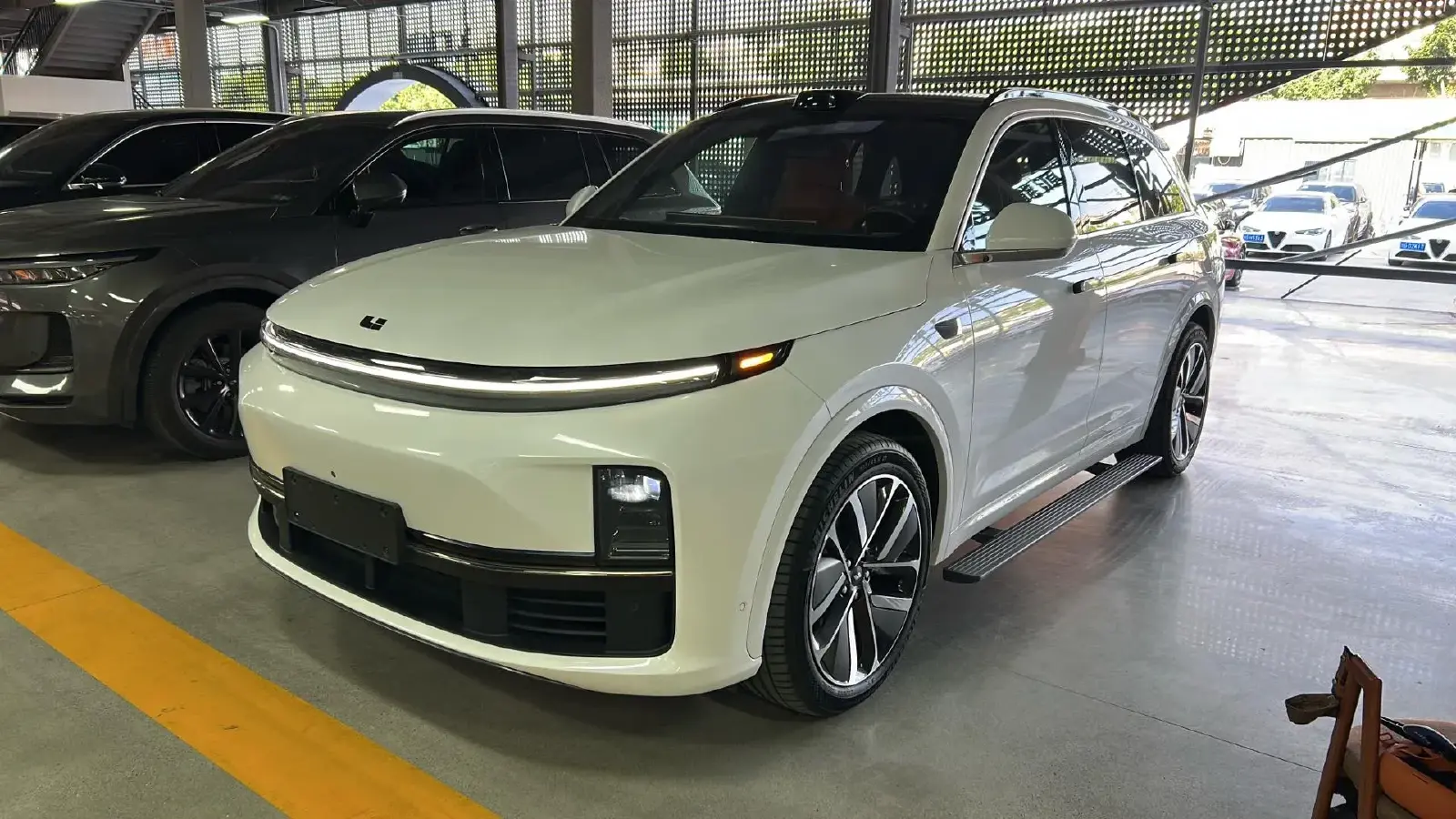 2023 Li L7 Range Extended 154HP REEV 40.9KWH