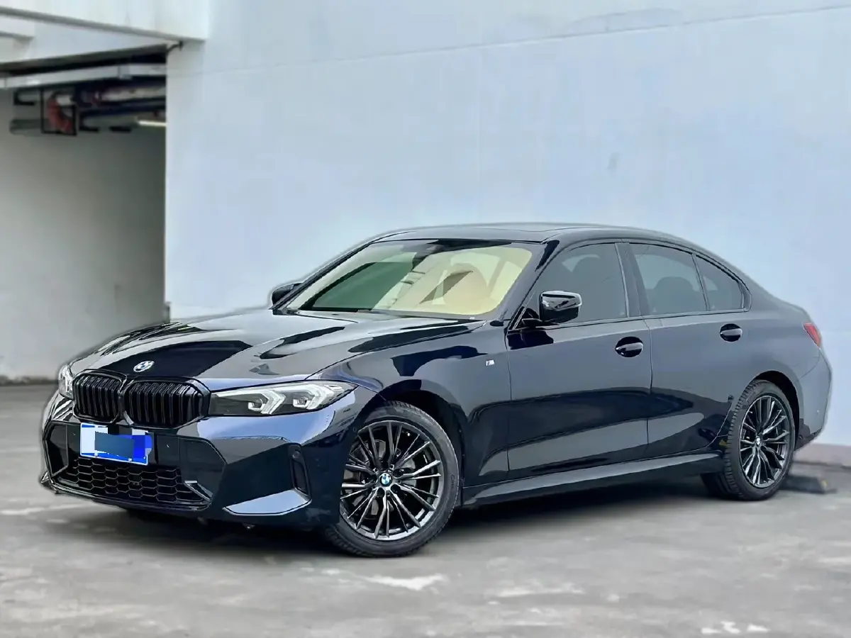 2024 BMW 3 Series 2.0T 184HP L4 8AT