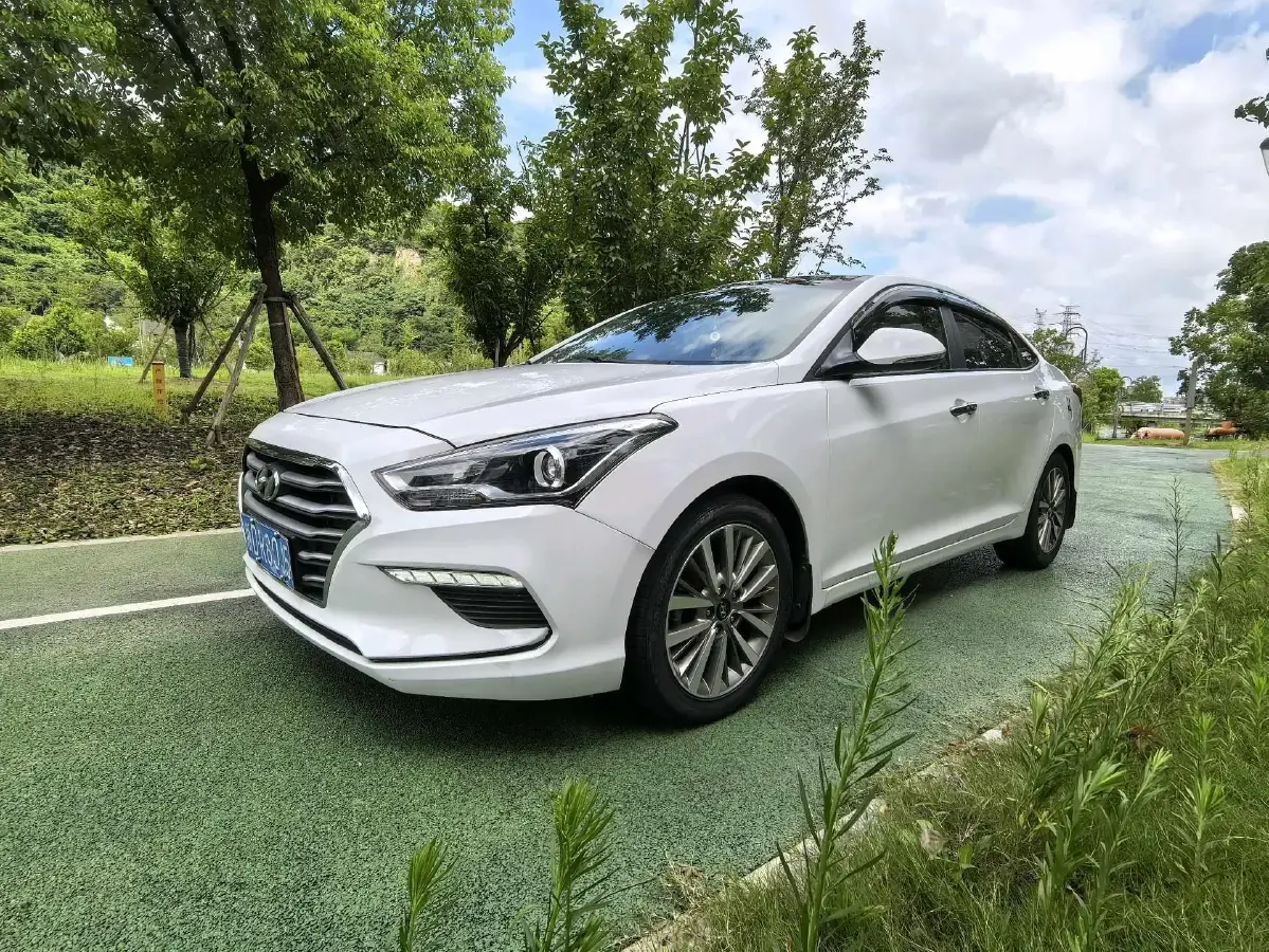 2017 Hyundai Mistra 1.6T 175HP L4 7DCT