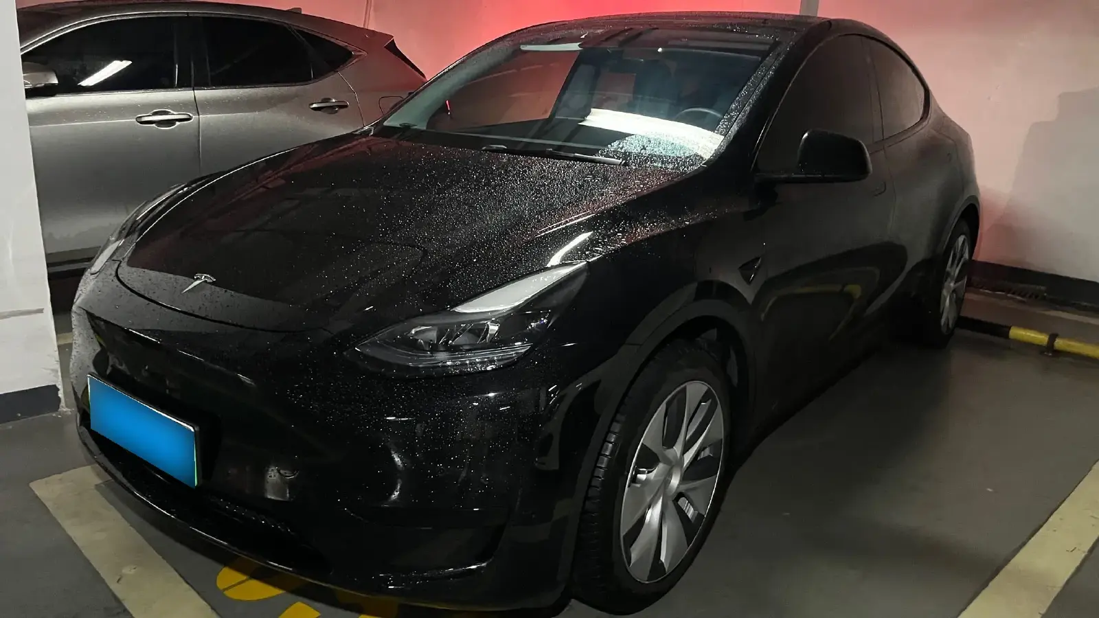 2022 Tesla Model Y BEV 60KWH