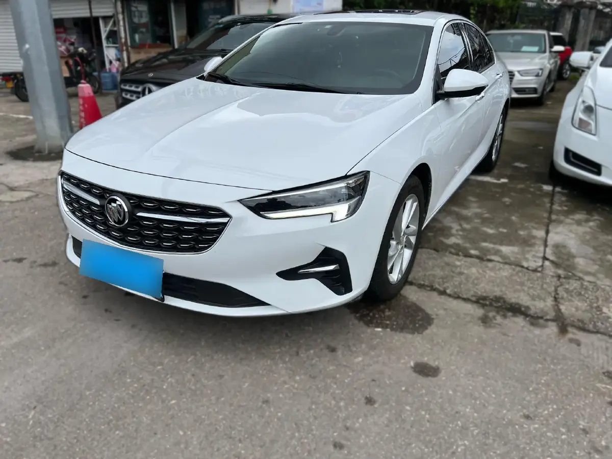 2020 Buick Regal 1.5T 169HP L4 9AT