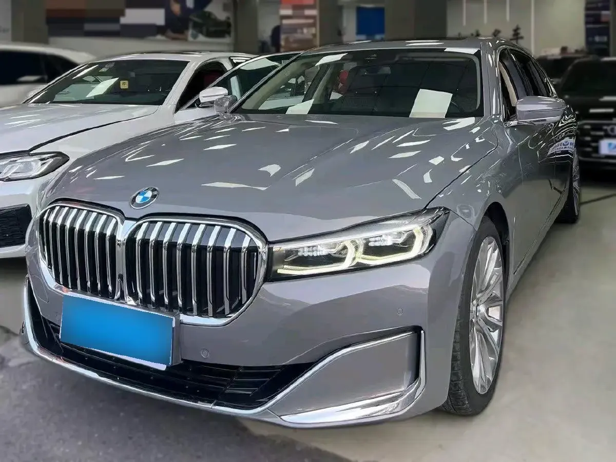 2019 BMW 7 Series 3.0T 340HP L6 8AT