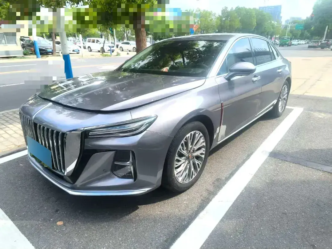 2023 HongQi H5 2.0T 224HP L4 8AT