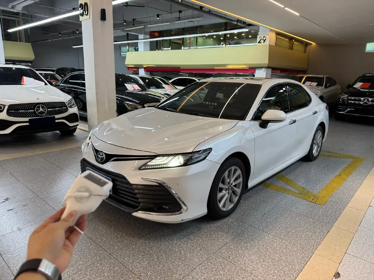 2021 Toyota Camry 2.0L 178HP L4 CVT