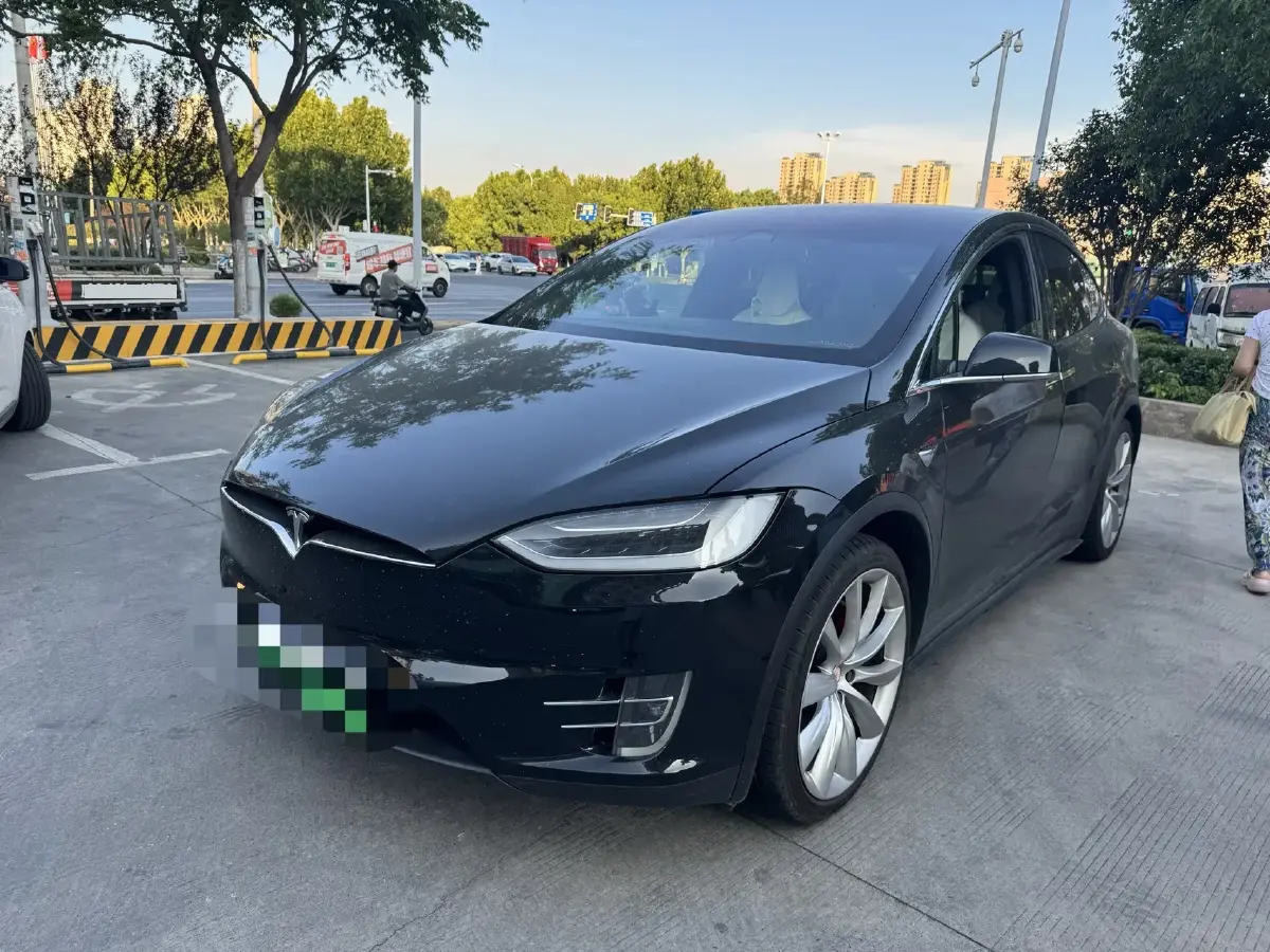2016 Tesla Model X BEV 100KWH