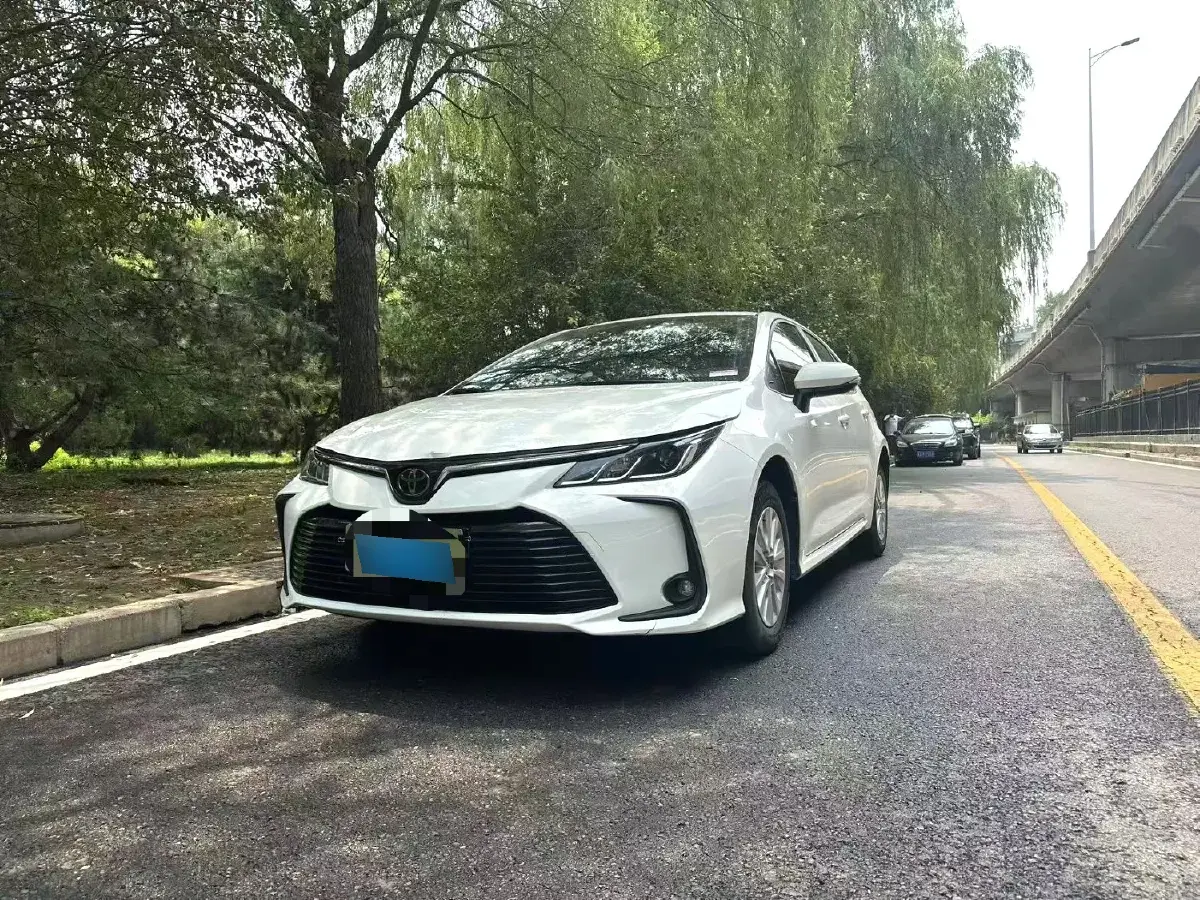 2019 Toyota Corolla 1.2T 116HP L4 CVT