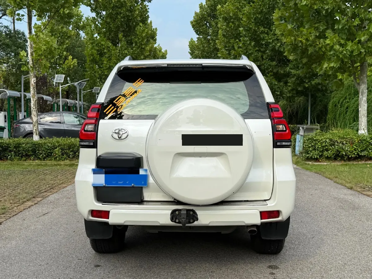 2020 Toyota Yaris 1.6T 261HP L3 6MT,autocango,china used car exporter,china ev exporter,chinese used car exporter,chinese used ev exporter