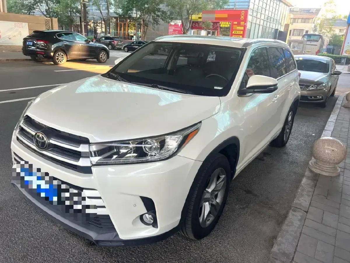 2018 Toyota Highlander 2.0T 220HP L4 6AT