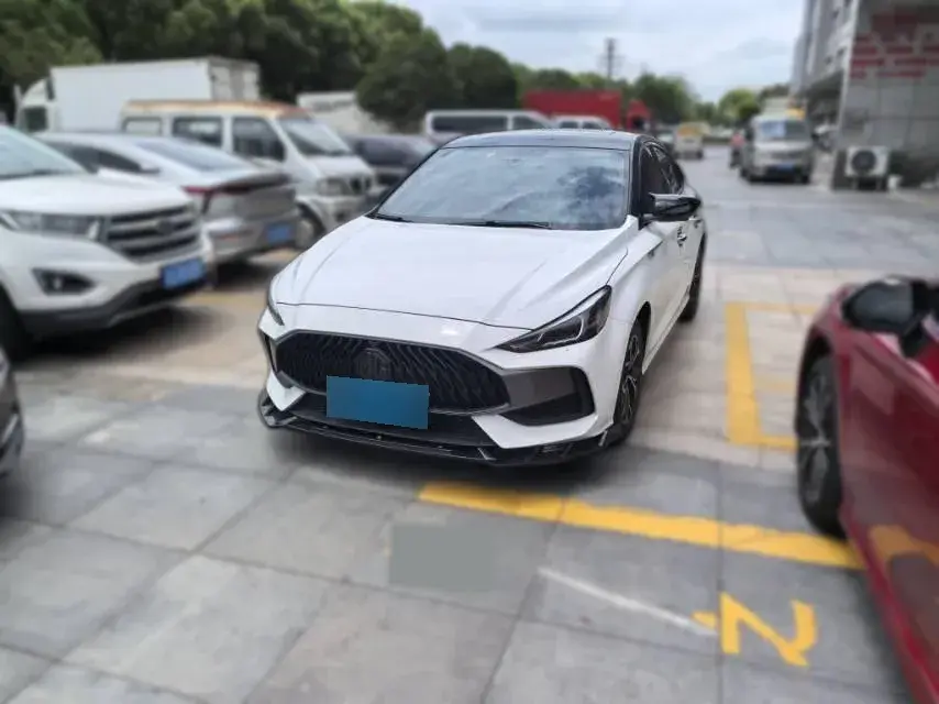 2023 MG 5 1.5L 129HP L4 5MT