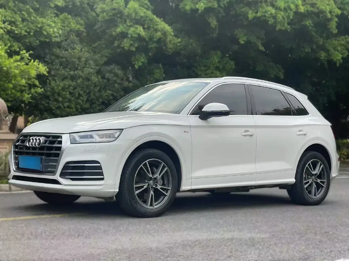 2018 Audi Q5L 2.0T 252HP L4 7DCT