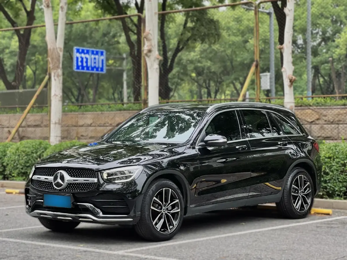 2020 Mercedes-Benz GLC Class 2.0T 197HP L4 9AT