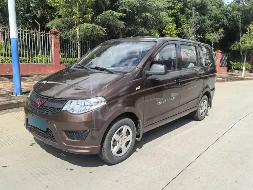 2019 WuLing HongGuang 1.5L 105HP L4 5MT