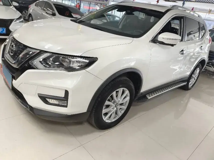 2020 Nissan X-Trail 2.0L 154HP L4 CVT