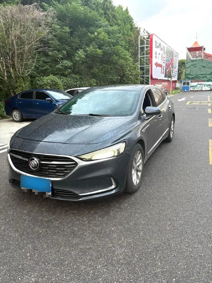 2021 Buick Larcosse 1.5T 169HP L4 9AT