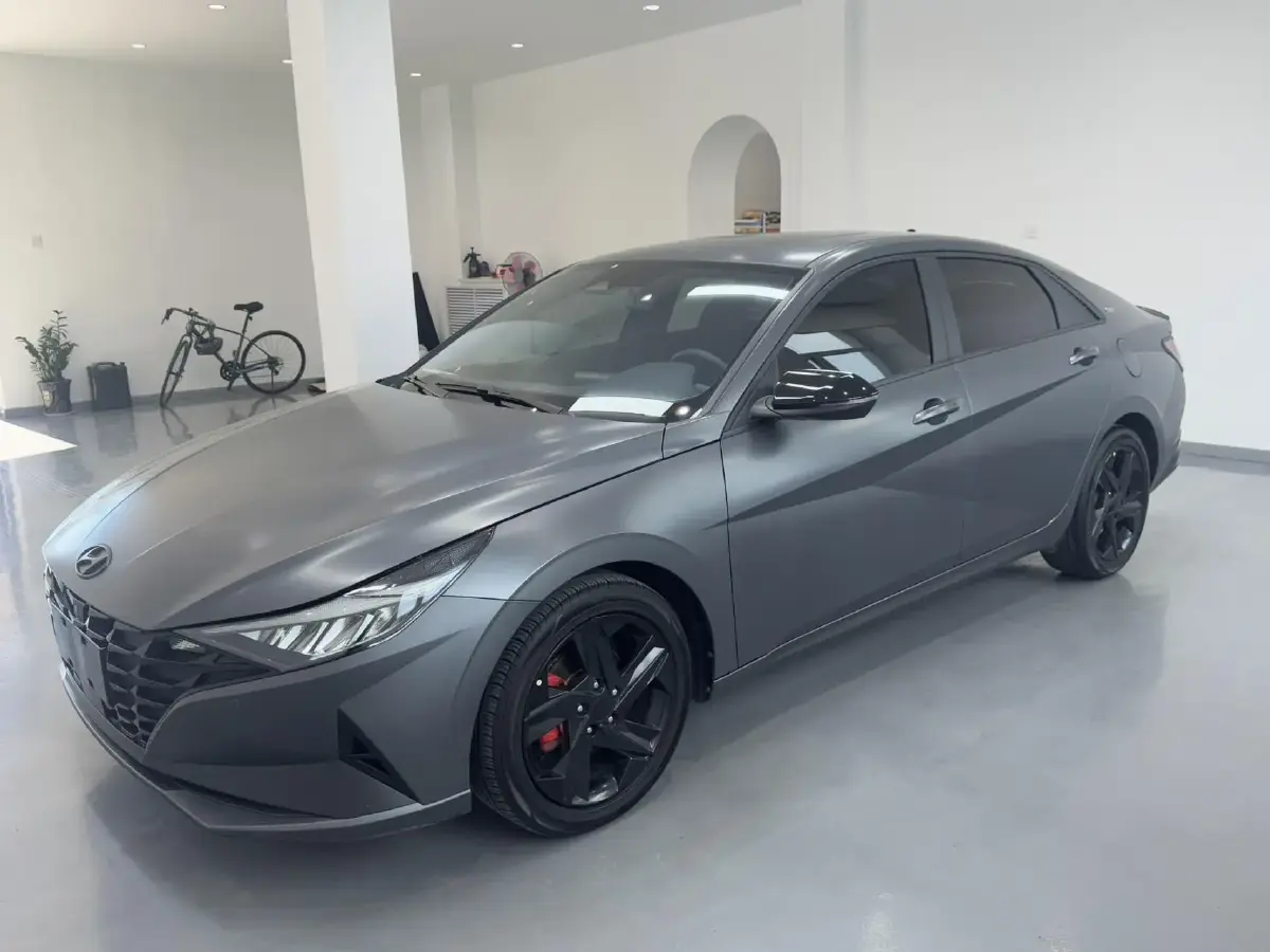 2022 Hyundai Elantra 1.5L 115HP L4 CVT