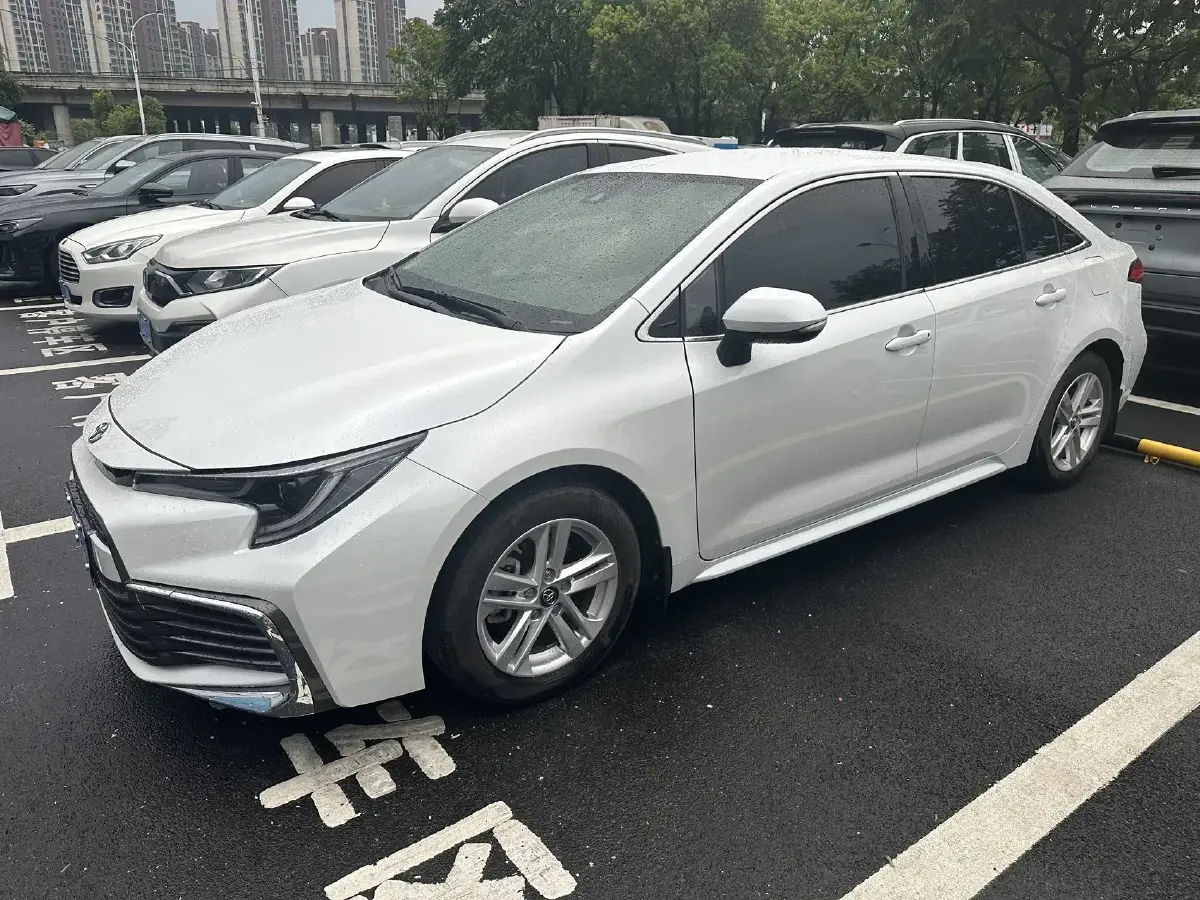 2023 Toyota Paptor 2.0L 171HP L4 CVT