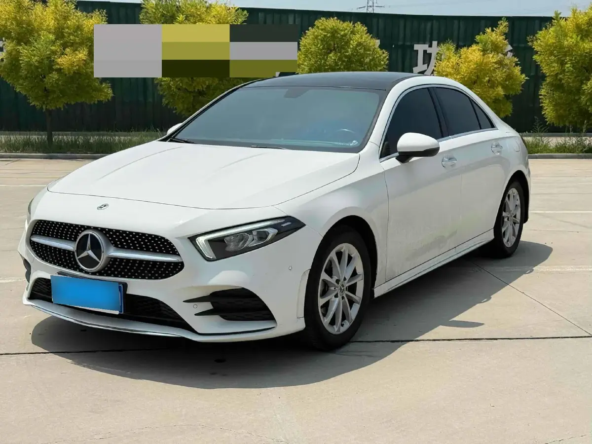 2021 Mercedes-Benz A Class 1.3T 163HP L4 7DCT