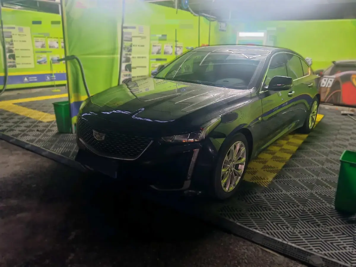 2021 Cadillac CT5 2.0T 237HP L4 10AT