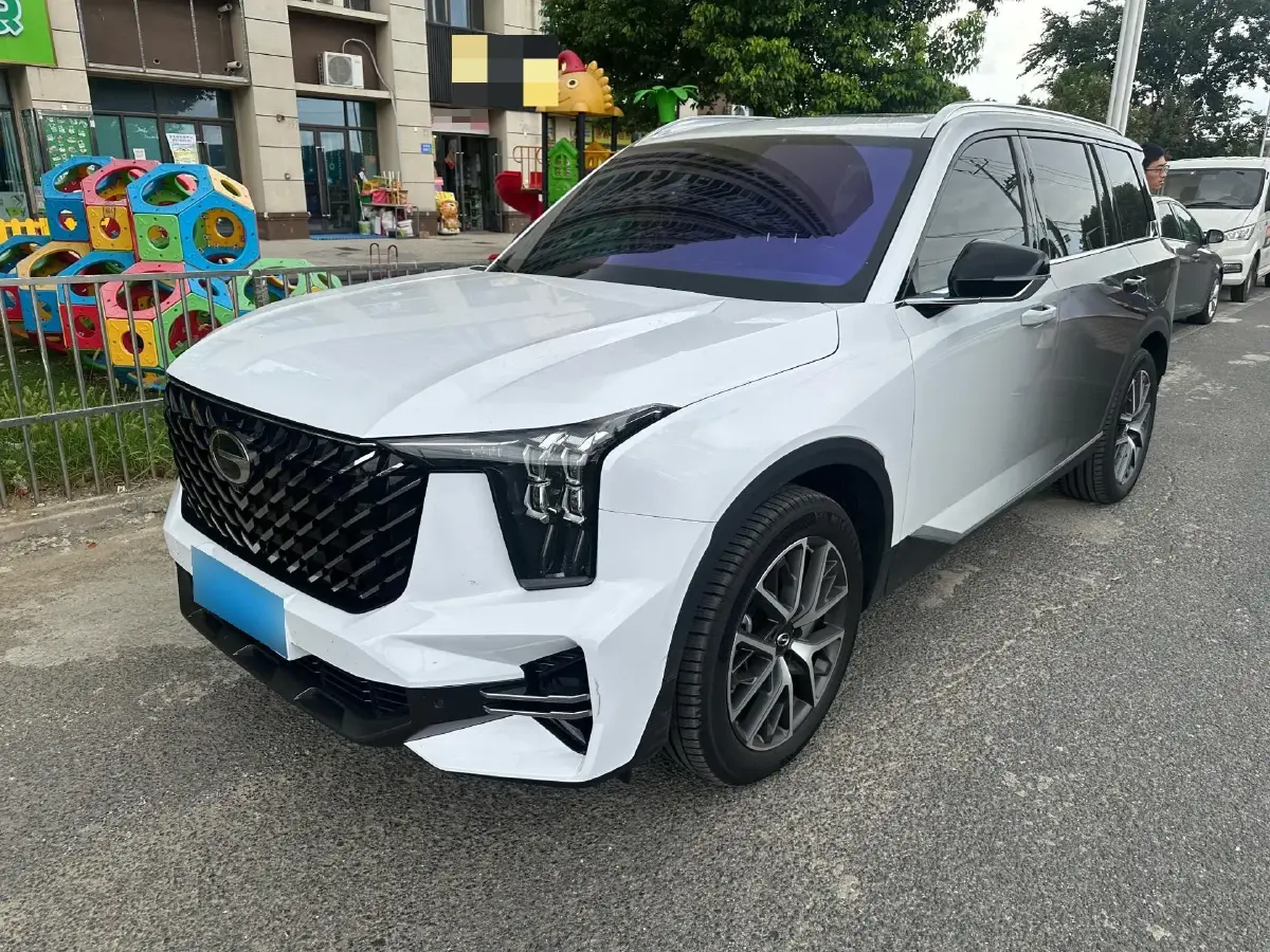 2025 GAC Trumpchi GS8 2.0T 252HP L4 8AT