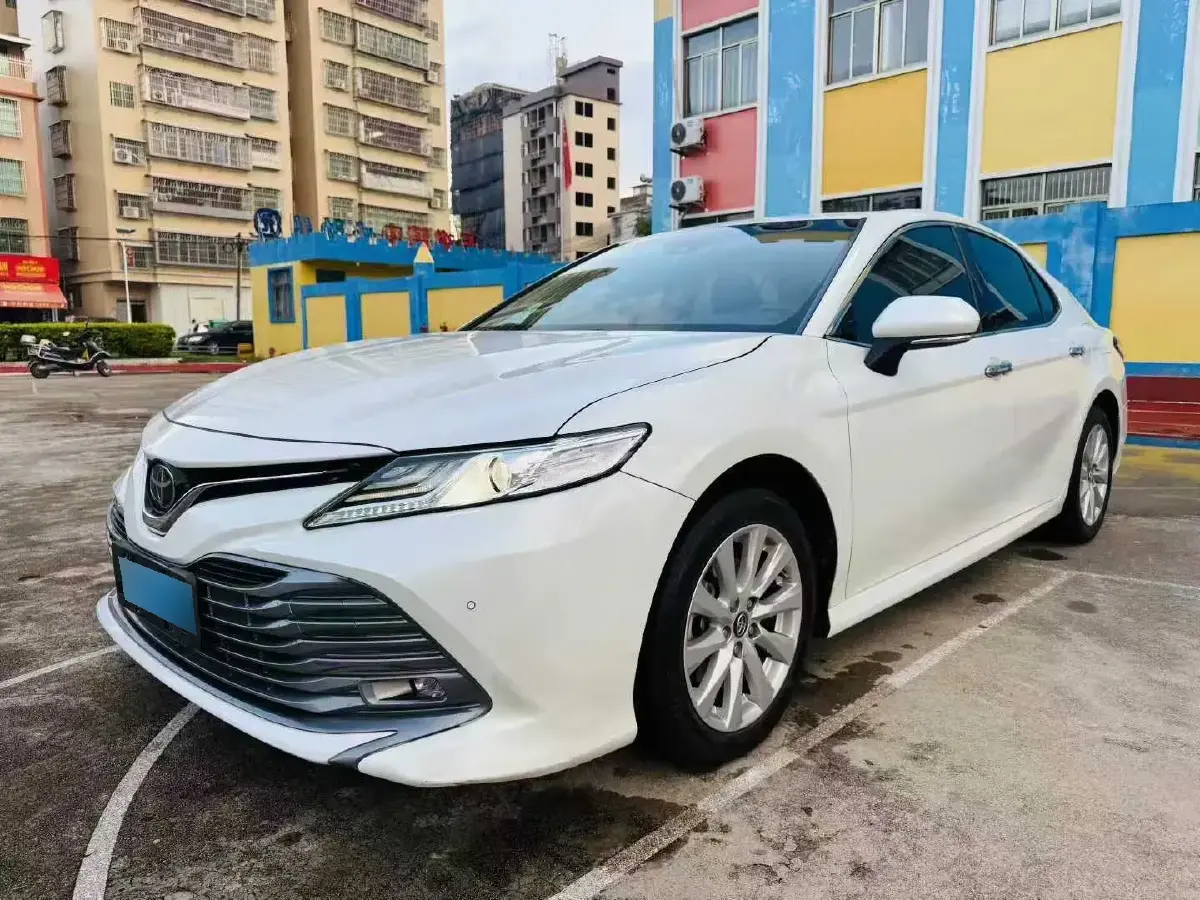 2019 Toyota Camry 2.0L 178HP L4 CVT