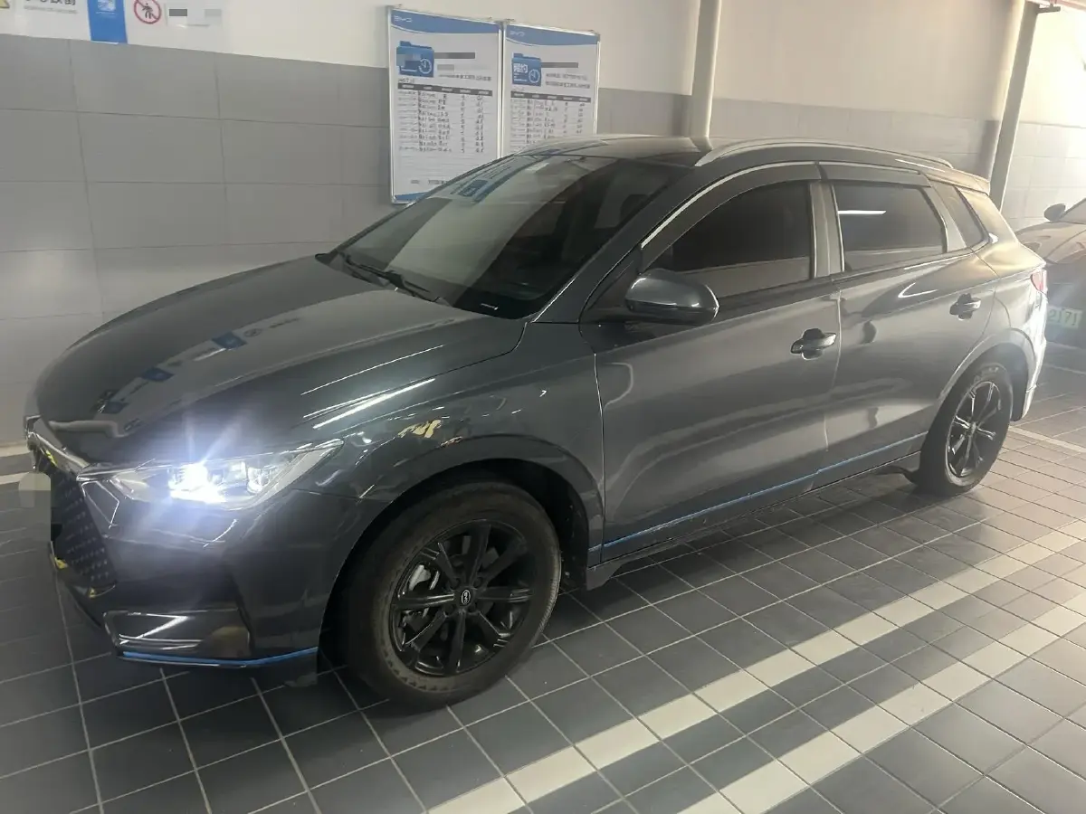 2019 BYD e2 BEV 47.3KWH