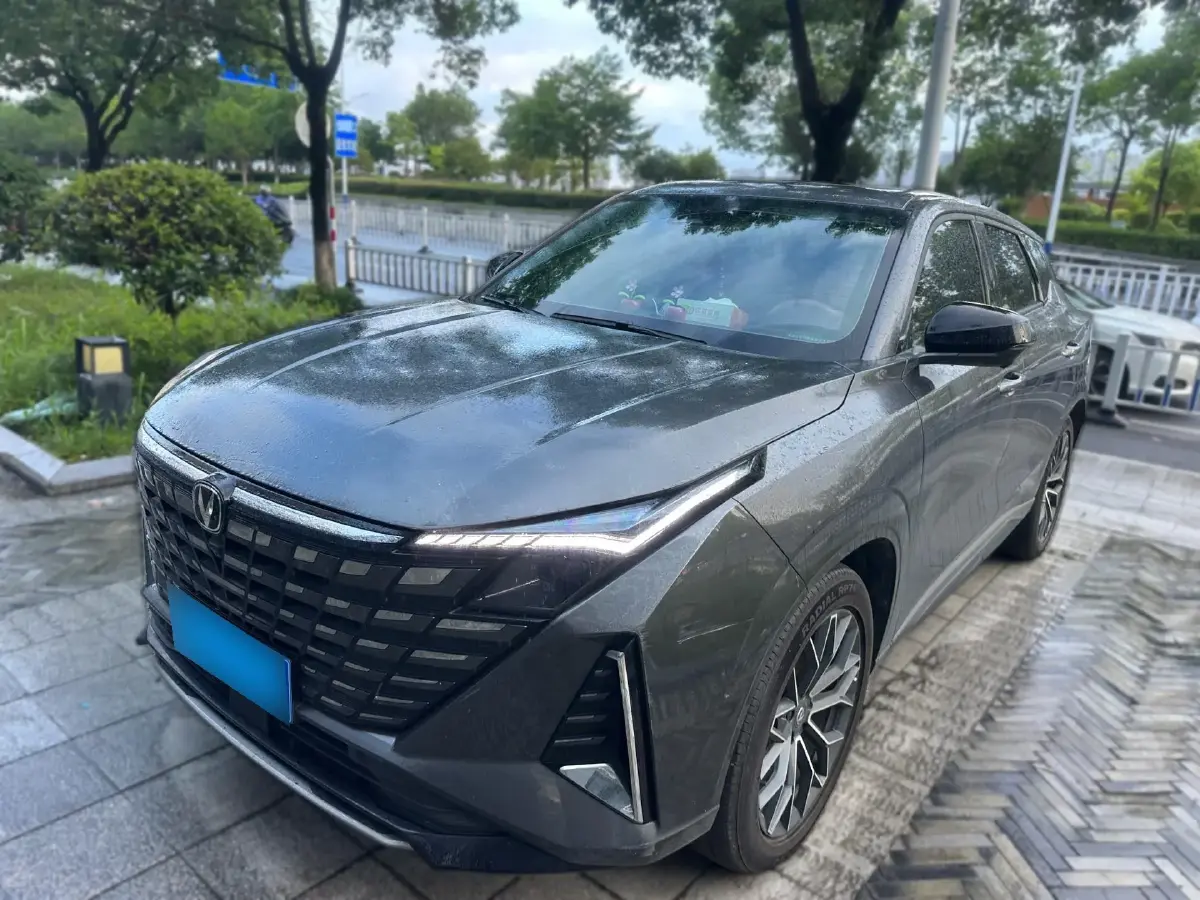 2025 ChangAn UNI-Z 1.5T 188HP L4 7DCT