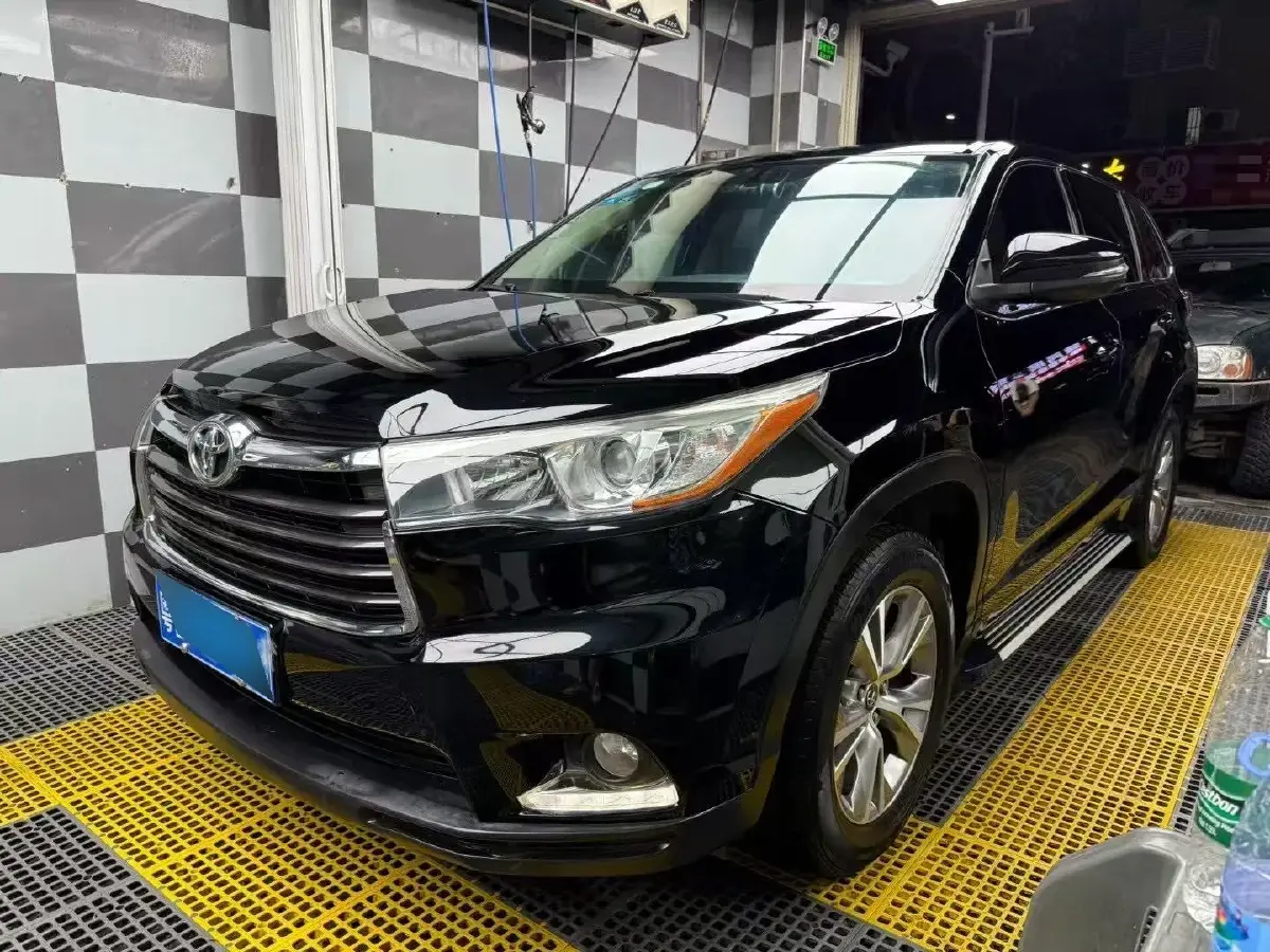 2017 Toyota Highlander 2.0T 220HP L4 6AT