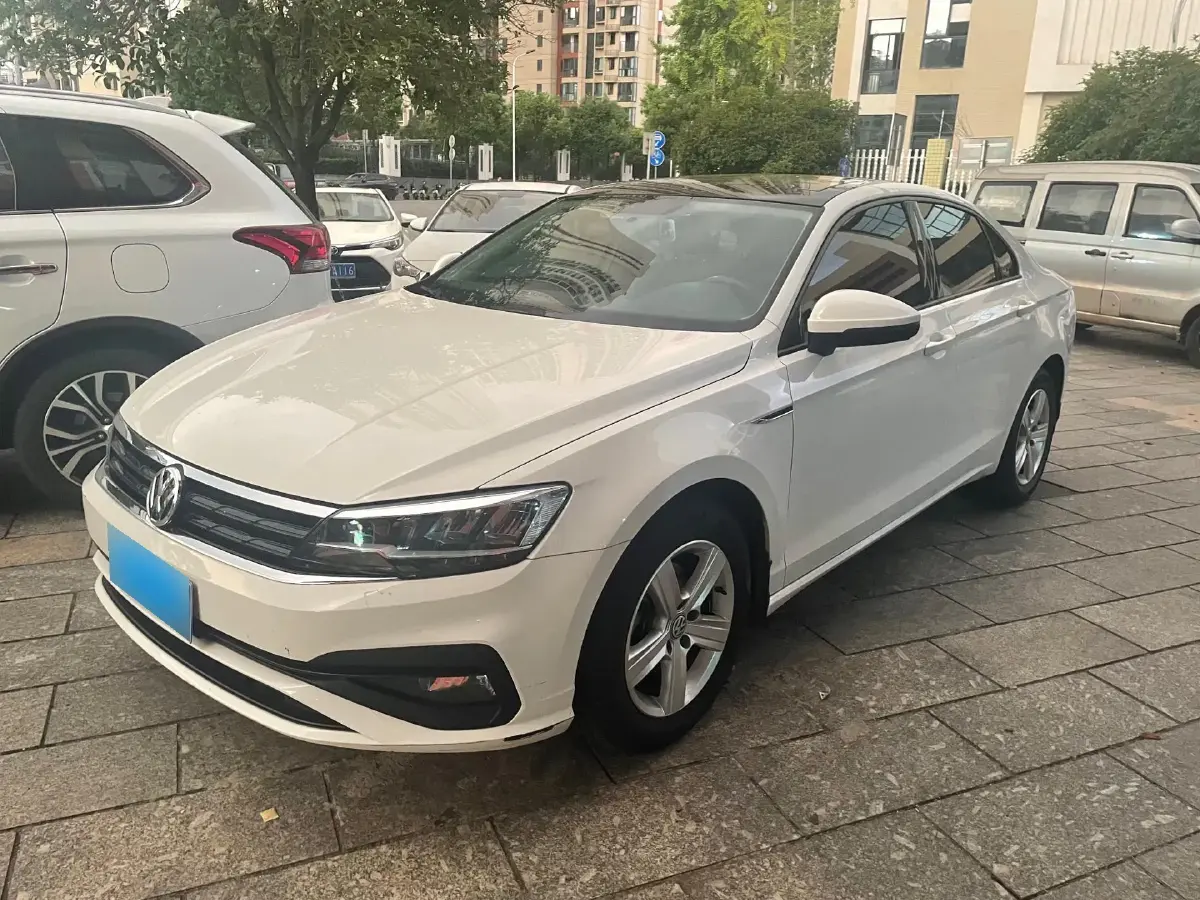 2019 Volkswagen Lamando 1.4T 131HP L4 7DCT