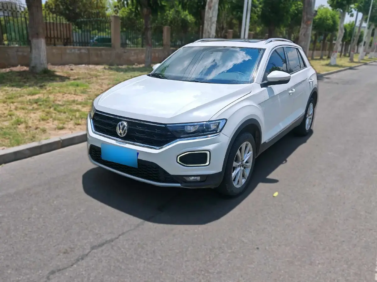 2020 Volkswagen T-Roc 1.4T 150HP L4 7DCT