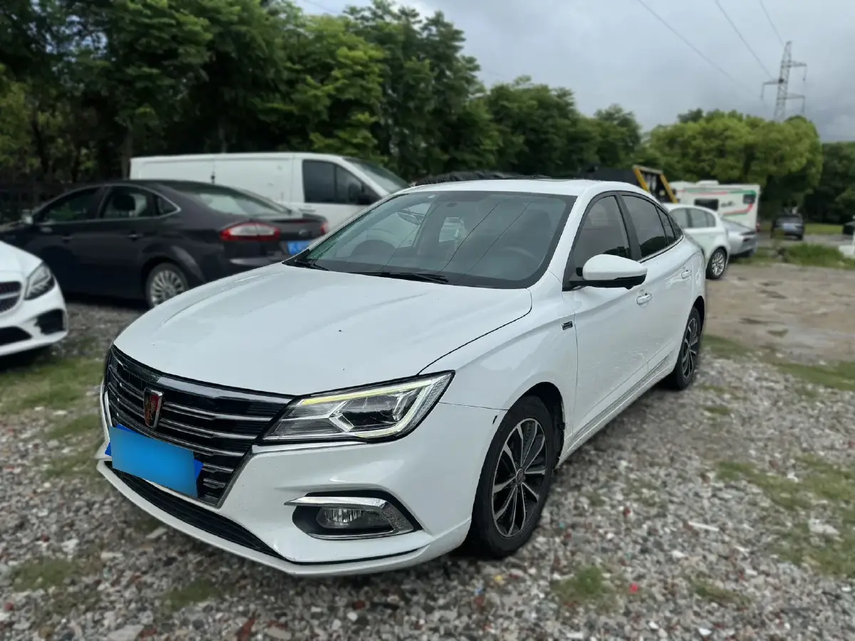 2019 Roewe i5 1.5L 120HP L4 CVT