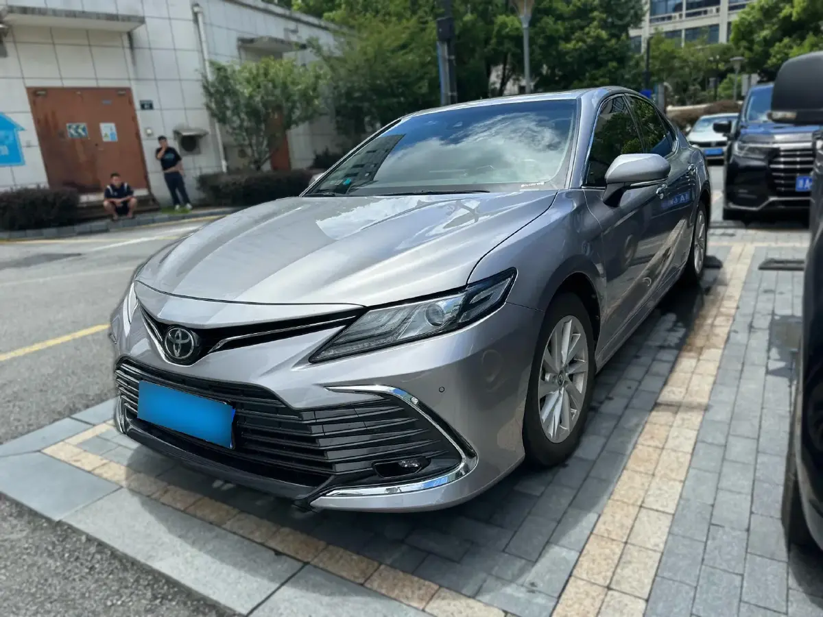 2021 Toyota Camry 2.0L 178HP L4 CVT
