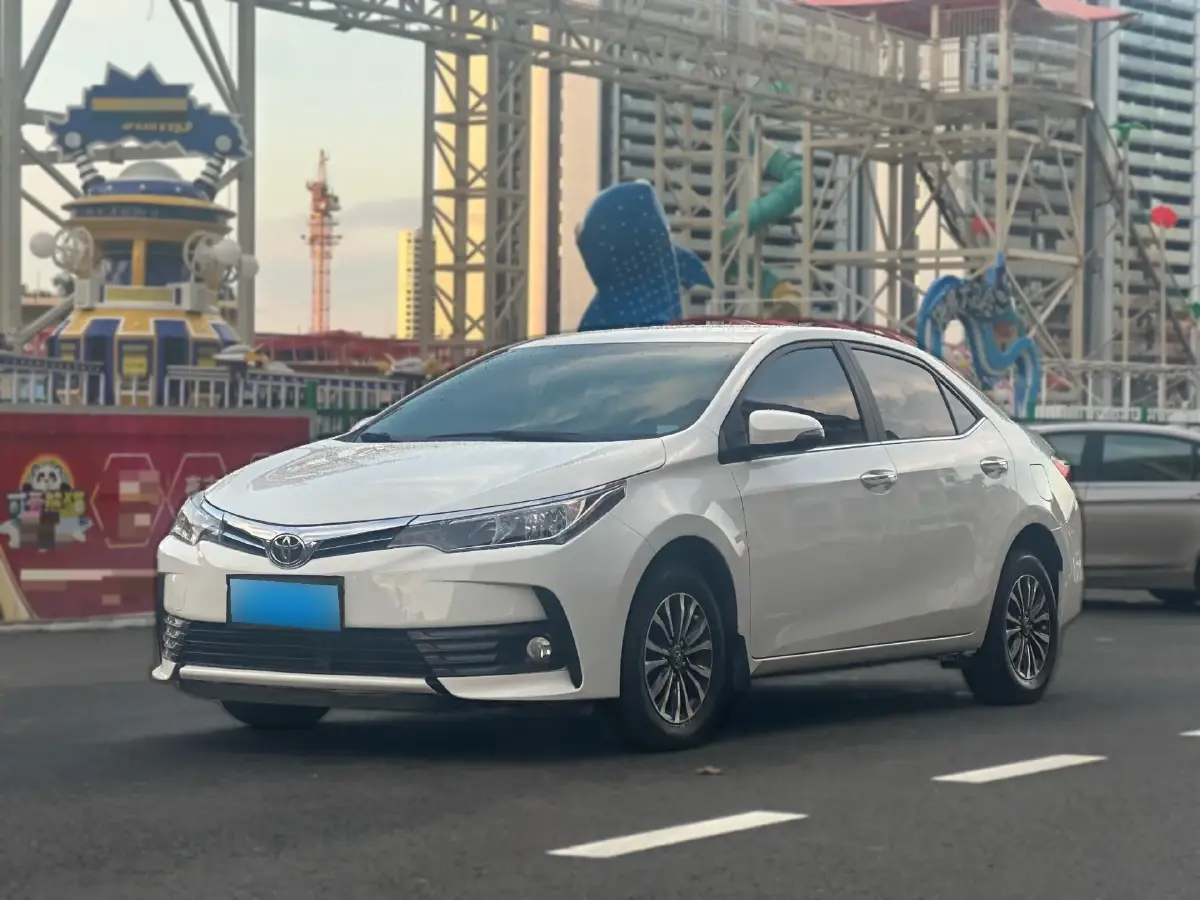 2018 Toyota Corolla 1.2T 116HP L4 CVT