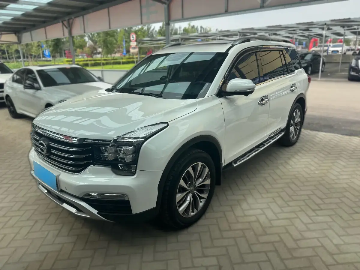 2017 GAC Trumpchi GS8 2.0T 201HP L4 6AT