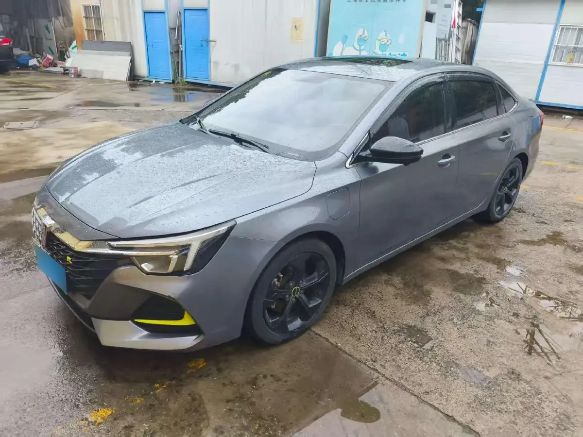 2019 Roewe i6 1.5T 169HP L4 AMT PHEV 9.1KWH