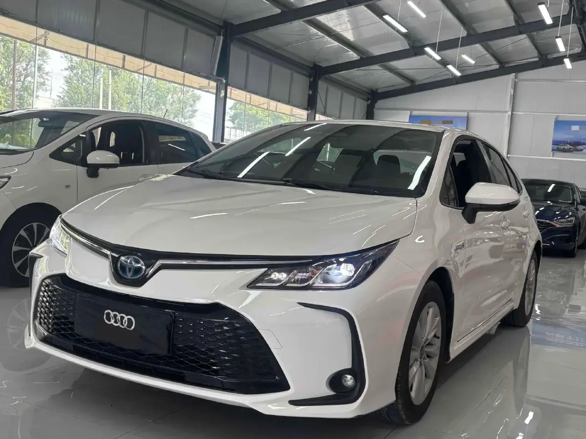 2023 Toyota Corolla 1.8L 98HP L4 E-CVT Hybrid